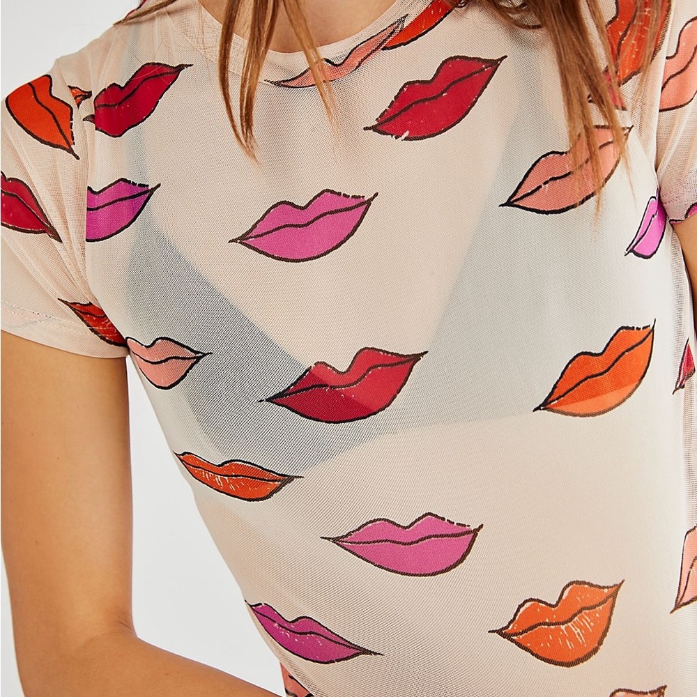 NWT FP x Vintage Souls Mesh Lips Baby Tee Size Small